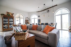 Panacea Country House