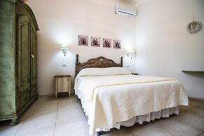 Panacea Country House