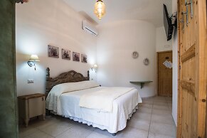 Panacea Country House