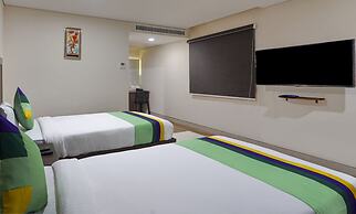 Treebo Vetri Supreme Residency