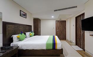 Treebo Vetri Supreme Residency