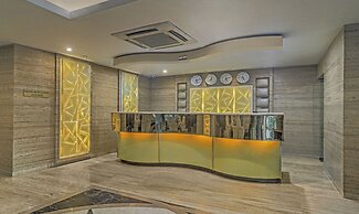 Treebo Premium Metropolis