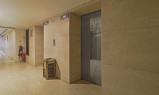 Treebo Premium Metropolis