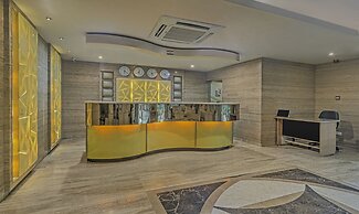 Treebo Premium Metropolis