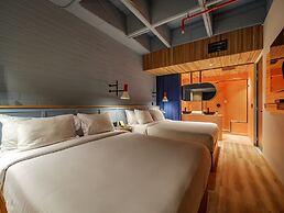 The Somos Bold Hotel