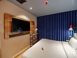 The Somos Bold Hotel