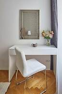 Helen Homestay Flora