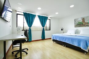 Poblado Park Guest House