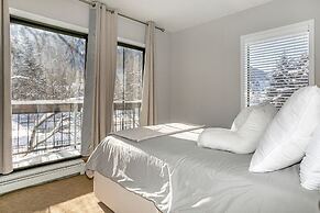 Sunriver Condos F105 3 Bedroom Condo by RedAwning