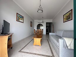Sunset Haven in Albufeira - Short Walk to Oldtown