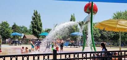 Park Bungalow #4 - Seacliff Beach Suites