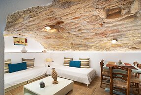 Menexes Suites Monemvasia