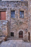 Menexes Suites Monemvasia