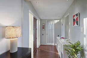 Gorgeous Family Home-Fully Fenced & Toys