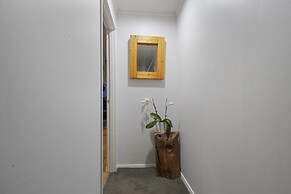 Gorgeous Family Home-Fully Fenced & Toys