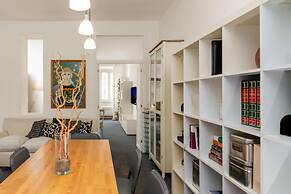 Babuino Luxury - Large Apartment Spanish Step