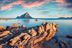 Villa Victoria 1.5 Km From The Beach