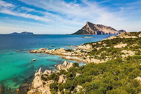 Villa Victoria 1.5 Km From The Beach