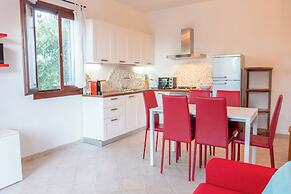 Villa Victoria 1.5 Km From The Beach