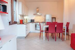 Villa Victoria 1.5 Km From The Beach