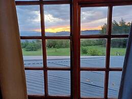 Drakensberg Mountain Retreat