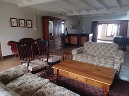 Drakensberg Mountain Retreat