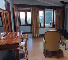 Drakensberg Mountain Retreat