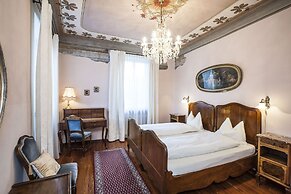 Swiss Historic Hotel Villa Carona