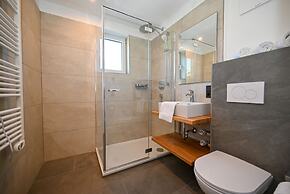 Domizil Thirteen - Sauna and Glacier View