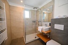 Domizil Thirteen - Sauna and Glacier View