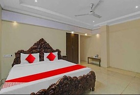 Hotel Maruthi Residency