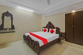 Hotel Maruthi Residency