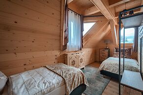 Rich Witch Villa&SPA