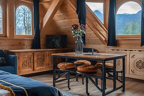 Rich Witch Villa&SPA