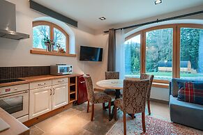 Rich Witch Villa&SPA