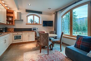 Rich Witch Villa&SPA