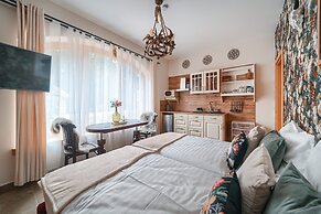 Rich Witch Villa&SPA