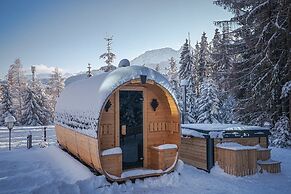 Rich Witch Villa&SPA