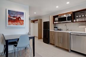 Home2 Suites by Hilton Las Vegas Southwest I-215 Curve