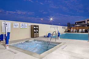 Home2 Suites by Hilton Las Vegas Southwest I-215 Curve