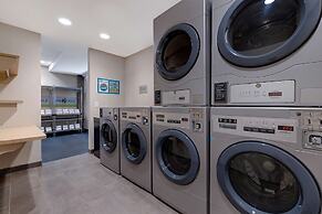 Home2 Suites by Hilton Las Vegas Southwest I-215 Curve