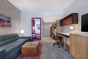 Home2 Suites by Hilton Las Vegas Southwest I-215 Curve