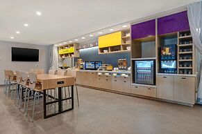 Home2 Suites by Hilton Las Vegas Southwest I-215 Curve