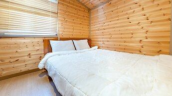 Gapyeong Walkingoncloud Pension&glamping