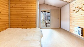 Gapyeong Walkingoncloud Pension&glamping