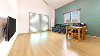 Gapyeong Walkingoncloud Pension&glamping