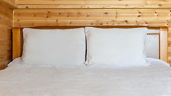 Gapyeong Walkingoncloud Pension&glamping