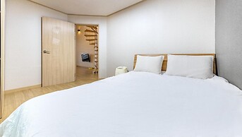 Gapyeong Walkingoncloud Pension&glamping