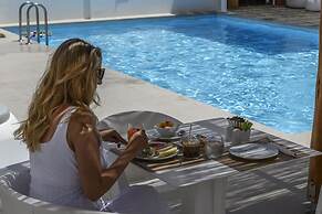 Mykonaki Hotel