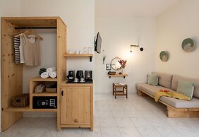 Capella Skiathos Town